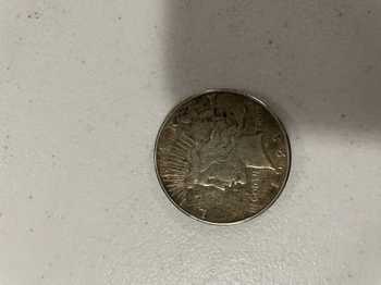 1982 p quarter seems larger